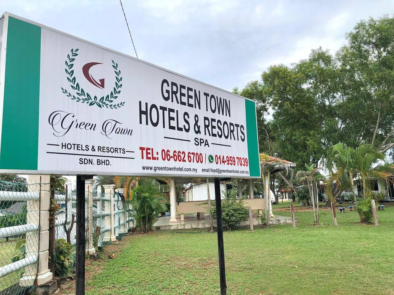 Green Town Hotel And Resort Port Dickson Exteriör bild